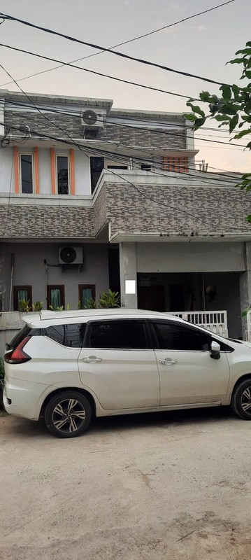 Dijual Rumah Siap Huni Di Kompleks Pesona Karawaci , Tangerang