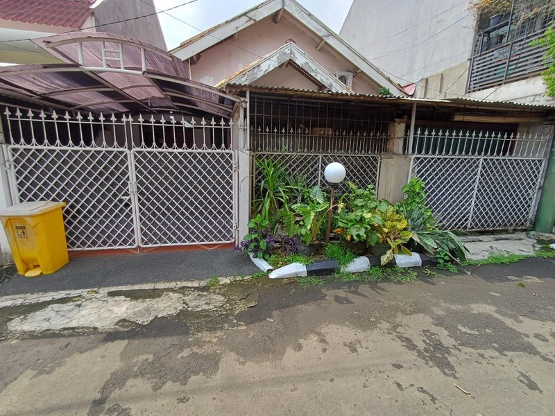 Rumah Bagus Di Kuricang Raya Bintaro Jaya Sektor 3