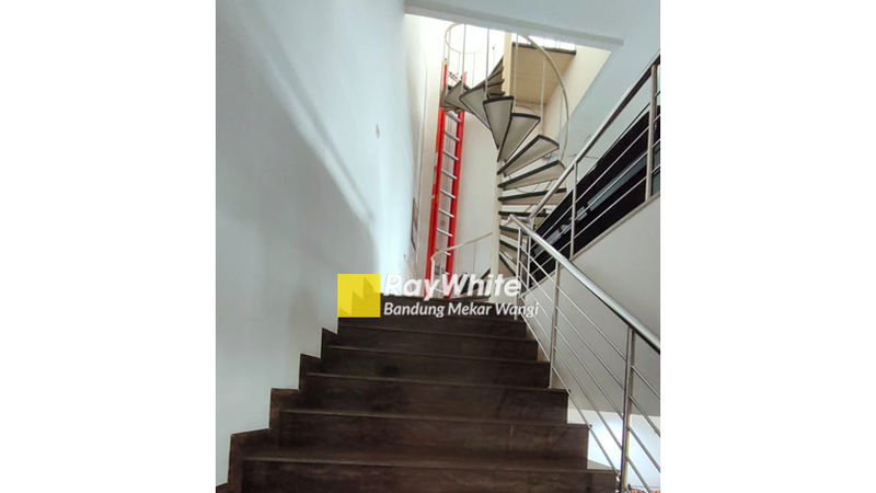 Ruko Mainroad Gardujati