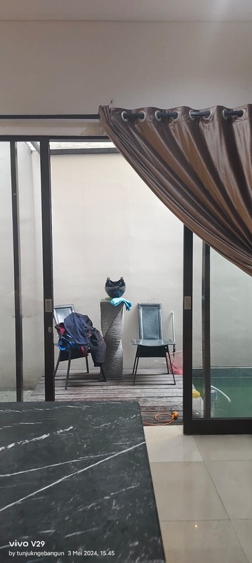 Rumah 2½ Lantai Semi Furnished Siap Huni dengan Hunian Nyaman dan Asri @Veteran, Jakarta Selatan