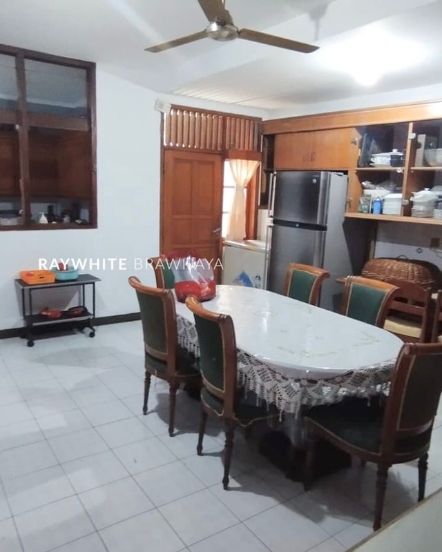 Rumah Lingkungan Tenang Lokasi Strategis Area Tanah Kusir