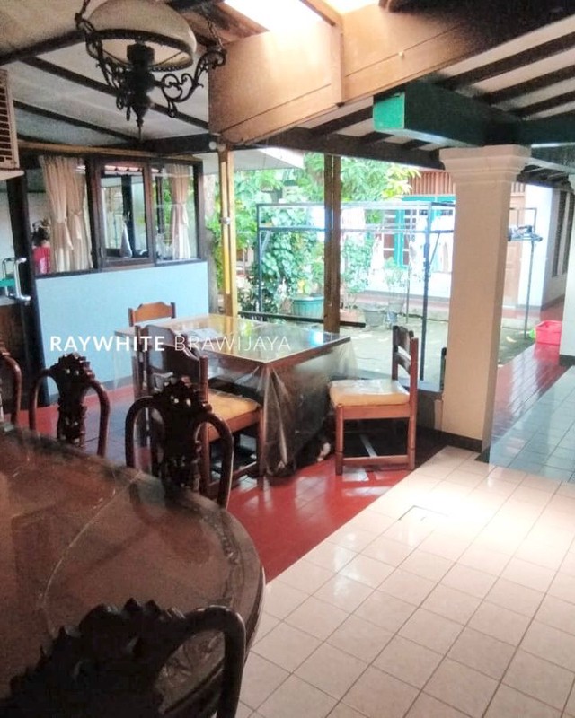 Rumah Lingkungan Tenang Lokasi Strategis Area Tanah Kusir