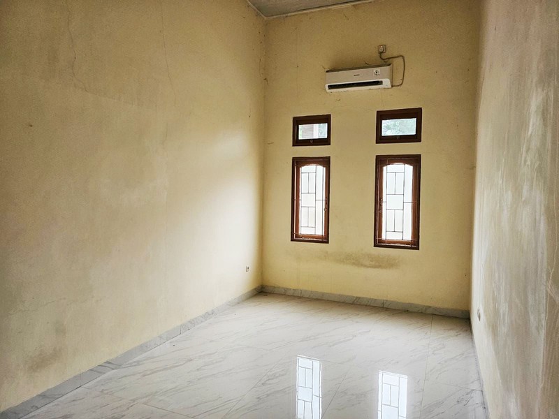 Rumah Minimalis 2 Lantai, Bagus, Siap Huni di Bintaro Sektor 3A