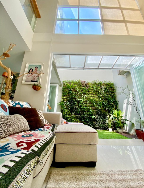 FOR SALE  RUMAH 2 LANTAI SIAP HUNI