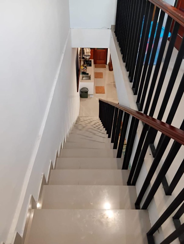 Rumah 2 Lantai Siap Huni dengan Hunian Nyaman dan Asri @Ciputat