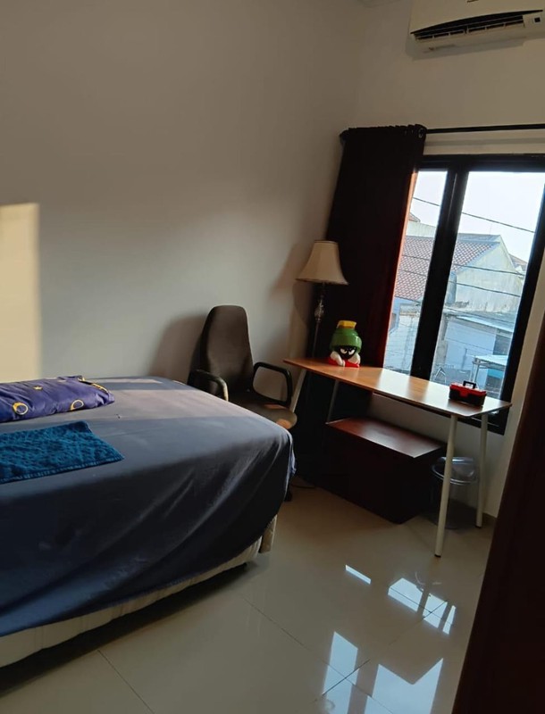 Rumah 2 Lantai Siap Huni dengan Hunian Nyaman dan Asri @Ciputat