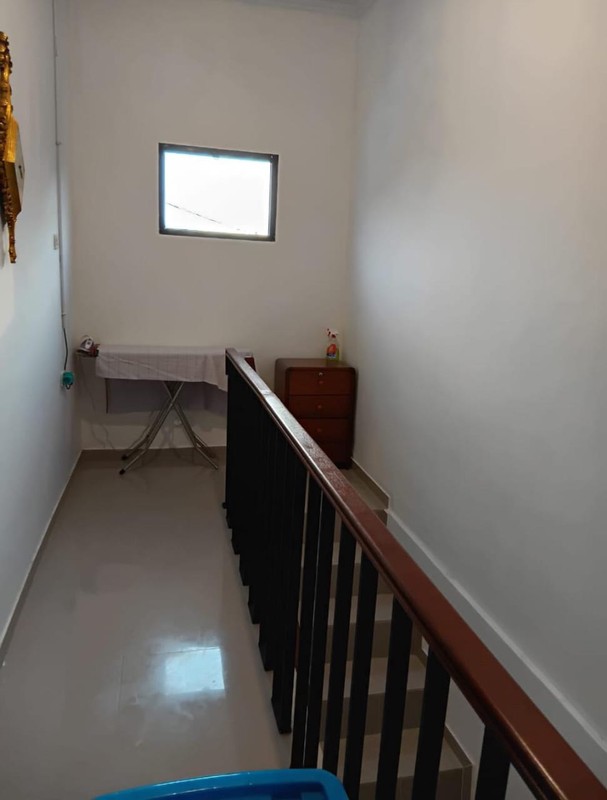 Rumah 2 Lantai Siap Huni dengan Hunian Nyaman dan Asri @Ciputat