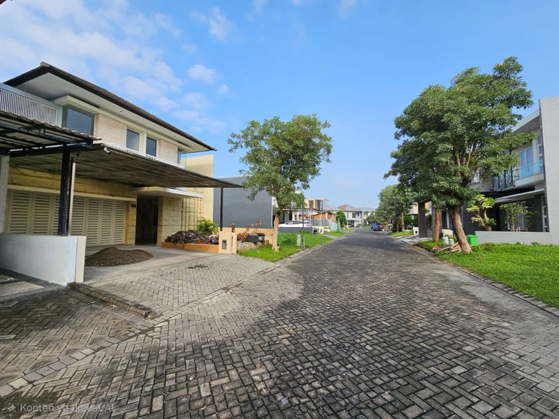 JUAL RUMAH ROYAL RESIDENCE DE ROSENBURG SIAP HUNI