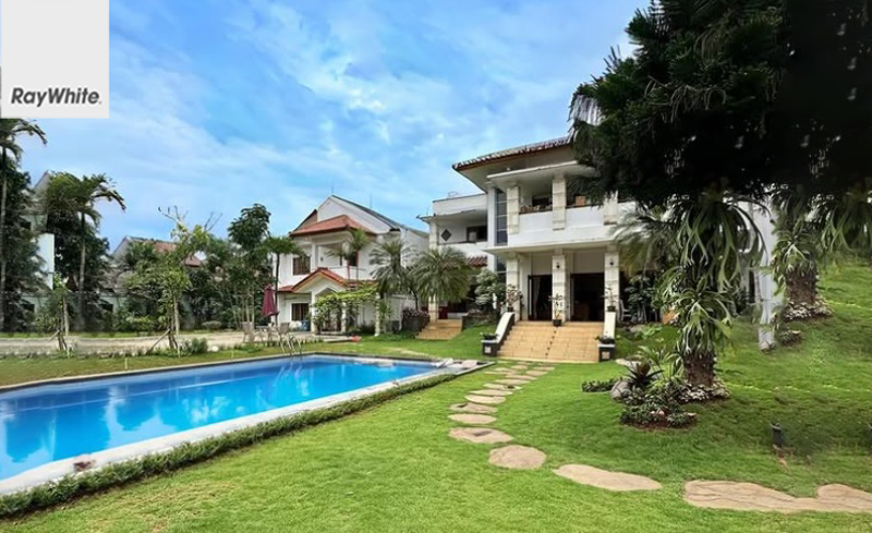 FOR SALE Rumah Pondok Labu Cilandak Jakarta Selatan Bangunan 2 Lantai 