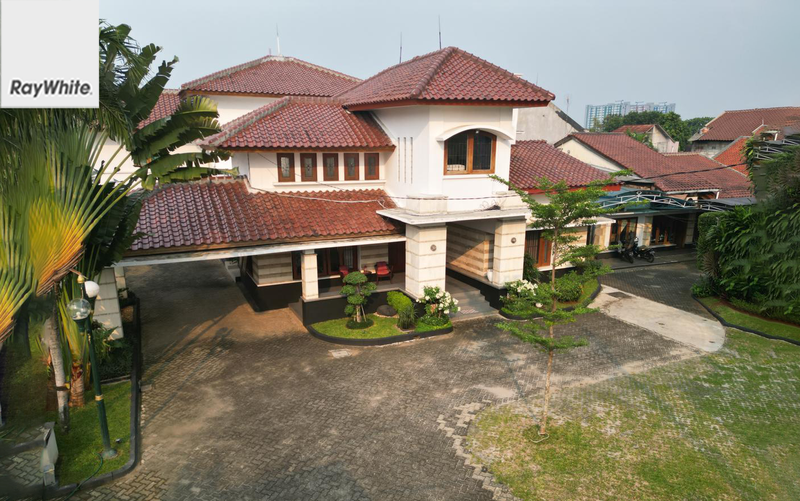 FOR SALE Rumah Pondok Labu Cilandak Jakarta Selatan Bangunan 2 Lantai 