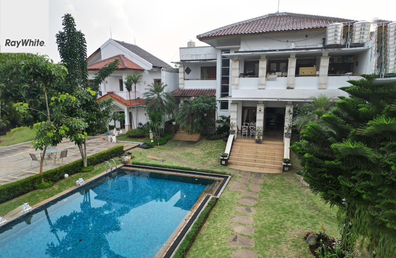 FOR SALE Rumah Pondok Labu Cilandak Jakarta Selatan Bangunan 2 Lantai 