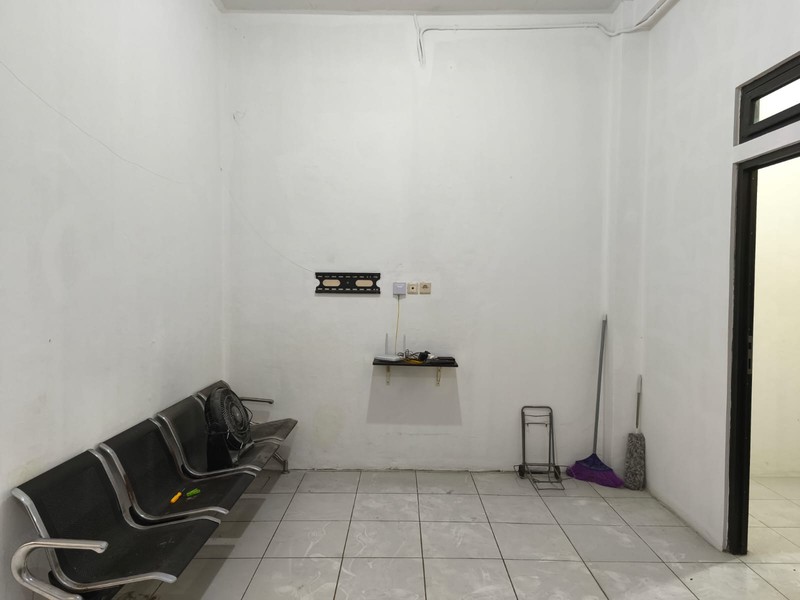 Rumah Kost 18 Kamar - Akses 2 Mobil di Kampung Melayu Tebet 