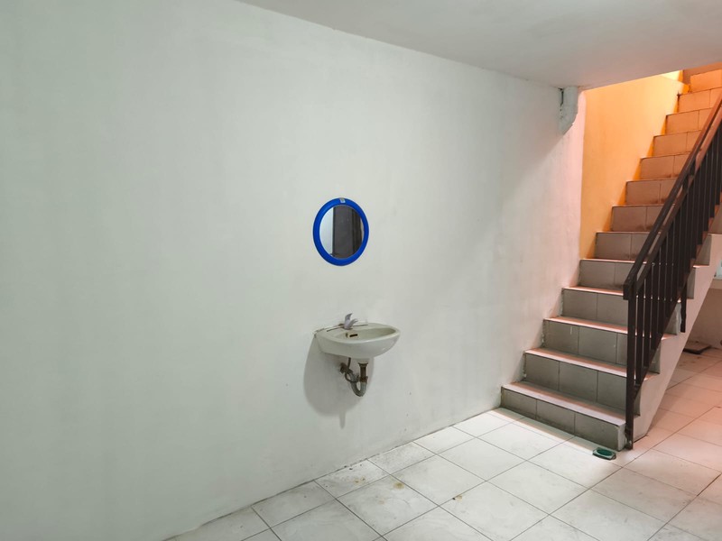 Rumah Kost 18 Kamar - Akses 2 Mobil di Kampung Melayu Tebet 