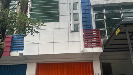 Disewakan Ruko Central Business District Raya Bukit Palma Galeria Citraland Surabaya Barat