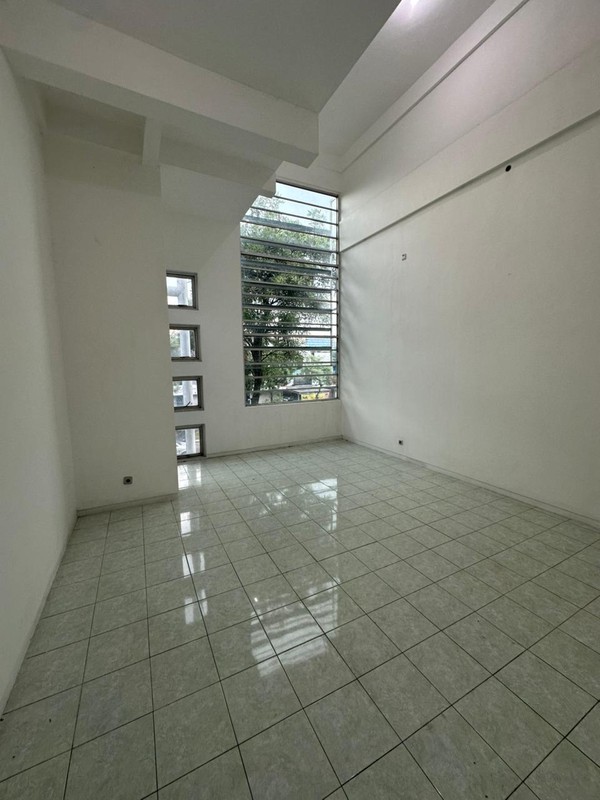 Disewakan Ruko Central Business District Raya Bukit Palma Galeria Citraland Surabaya Barat