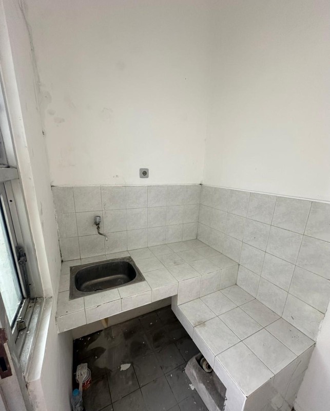 Disewakan Ruko Central Business District Raya Bukit Palma Galeria Citraland Surabaya Barat