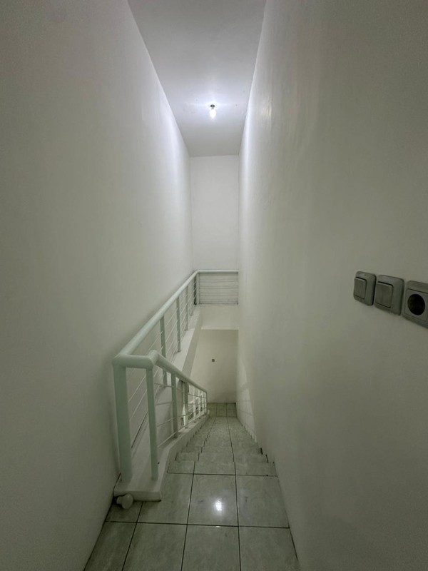 Disewakan Ruko Central Business District Raya Bukit Palma Galeria Citraland Surabaya Barat