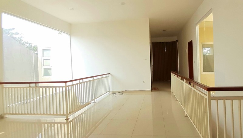 Rumah Cantiq Minimalis Luas 180m Harga 100Jt/Thn nego di Plumeria Residence Bintaro Jaya