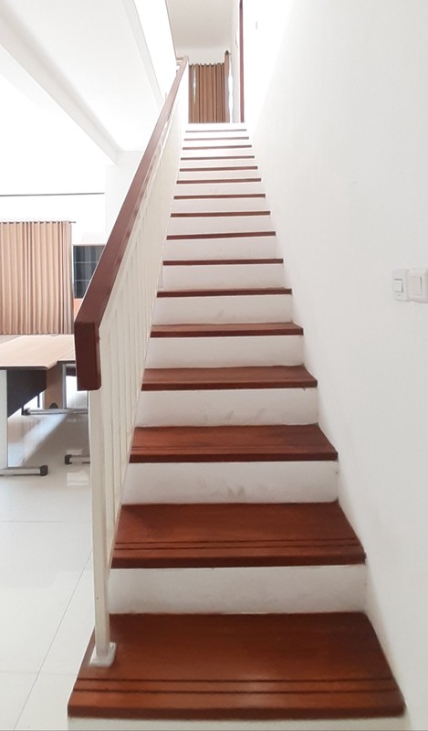 Rumah Cantiq Minimalis Luas 180m Harga 100Jt/Thn nego di Plumeria Residence Bintaro Jaya