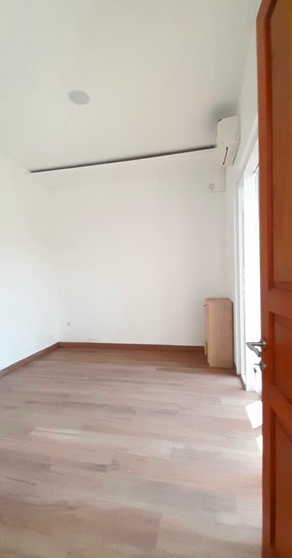 Rumah Cantiq Minimalis Luas 180m Harga 100Jt/Thn nego di Plumeria Residence Bintaro Jaya