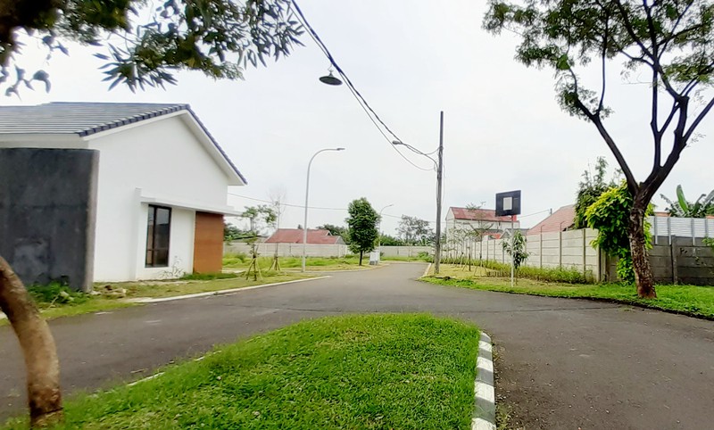 Rumah Cantiq Minimalis Luas 180m Harga 100Jt/Thn nego di Plumeria Residence Bintaro Jaya