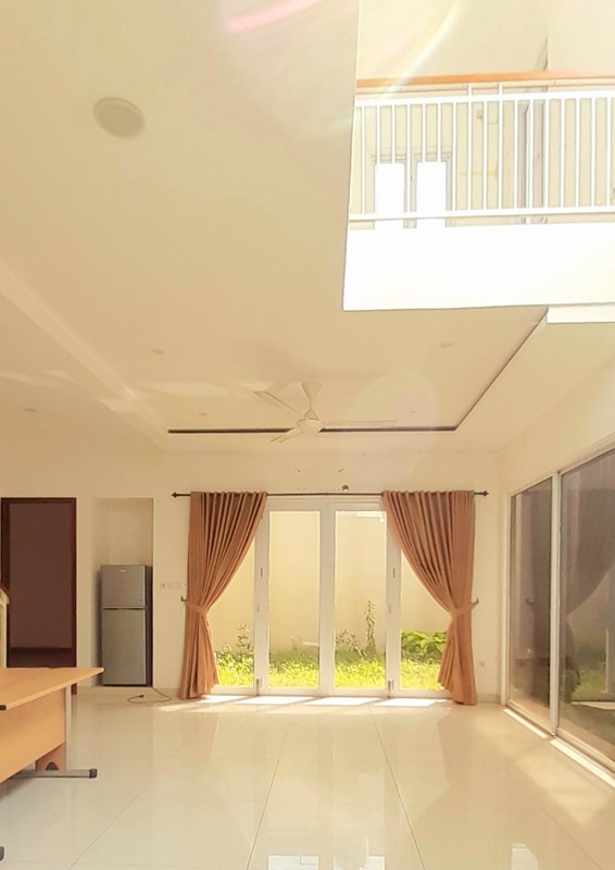 Rumah Cantiq Minimalis Luas 180m Harga 100Jt/Thn nego di Plumeria Residence Bintaro Jaya