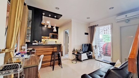 Rumah Cantik Modern Furnish SHM di Cluster Rossini Symphonia Gading Serpong