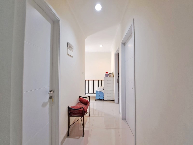 Rumah Cantik Modern Furnish SHM di Cluster Rossini Symphonia Gading Serpong
