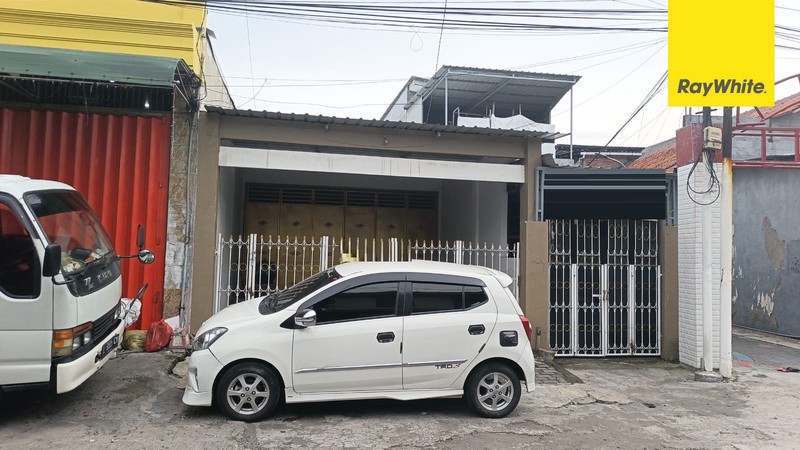 Disewakan Rumah di Jalan Raya Pulo Wonokromo Surabaya