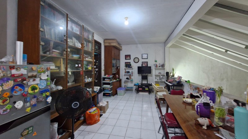 Dijual Rumah Lama Lokasi Strategis Di Jl. Kebalen, Rawa Barat, Jakarta Selatan