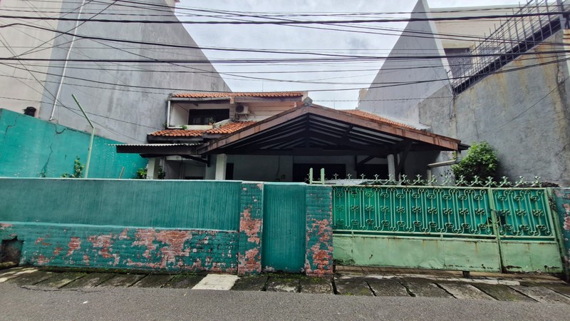 Dijual Rumah Lama Lokasi Strategis Di Jl. Kebalen, Rawa Barat, Jakarta Selatan