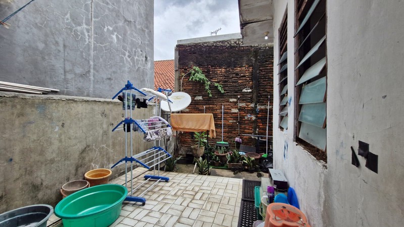 Dijual Rumah Lama Lokasi Strategis Di Jl. Kebalen, Rawa Barat, Jakarta Selatan