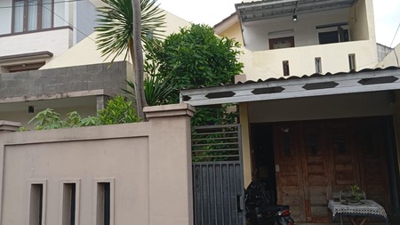 Rumah Siap Huni dengan Hunian Nyaman dan Asri di Lebak Bulus, Jakarta Selatan