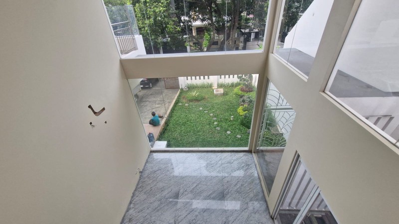 Disewa Rumah Siap Huni Jl. Erlangga Kebayoran Baru, Jakarta Selatan