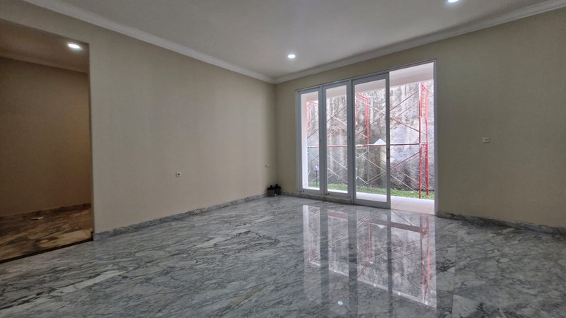 Disewa Rumah Siap Huni Jl. Erlangga Kebayoran Baru, Jakarta Selatan