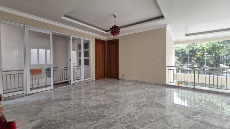 Disewa Rumah Siap Huni Jl. Erlangga Kebayoran Baru, Jakarta Selatan