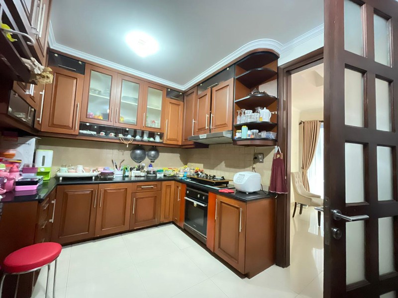 Rumah Bagus Bersih Siap Huni dengan Hunian Nyaman dan Asri di Bintaro Sektor 9