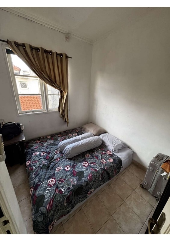 Dijual Cepat Rumah Siap Huni,Bagus di Bintaro Jaya 9