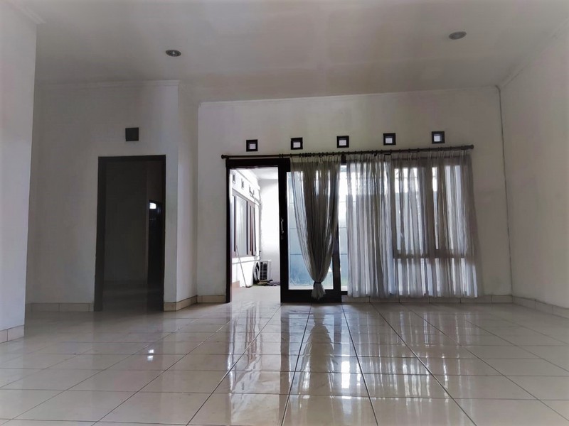 NYAMAN! Rumah 1 Lantai di Komplek Batununggal, Bandung!