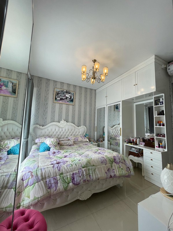 Rumah Cantik 2½ Lantai Di Ciputat dalam Cluster SHM Lokasi Strategis