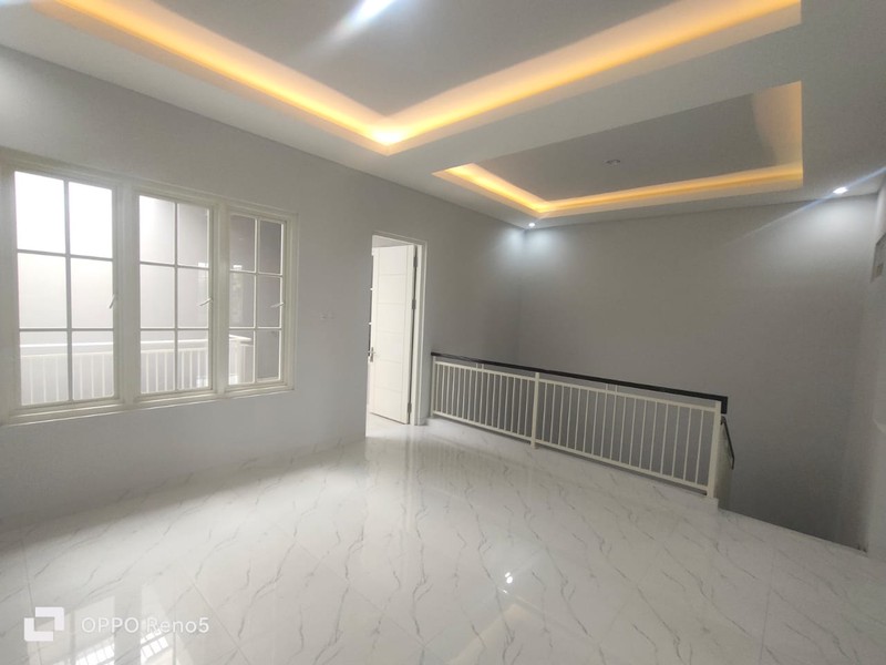 Dijual Rumah 2 lantai di Gayung Kebonsari Surabaya