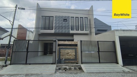 Dijual Rumah 2 lantai di Panjang Jiwo Permai Surabaya