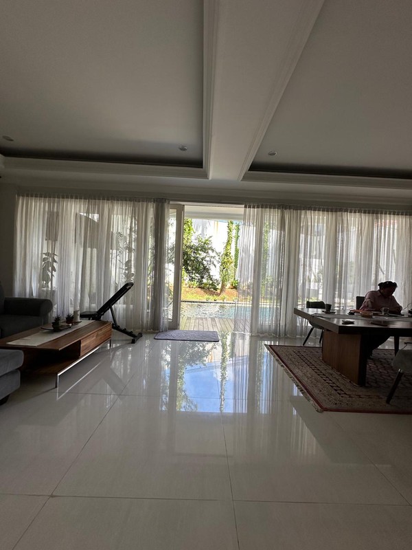 Di jual rumah siap huni di Bintaro