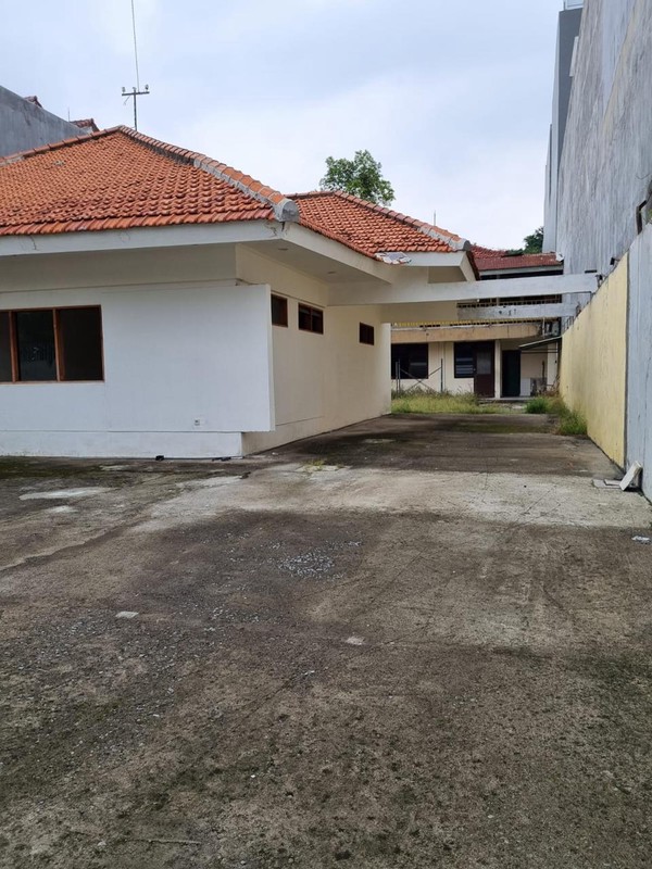 1 555. DIJUAL Rumah Strategis Kupang Indah - Lokasi Favorit Surabaya Barat