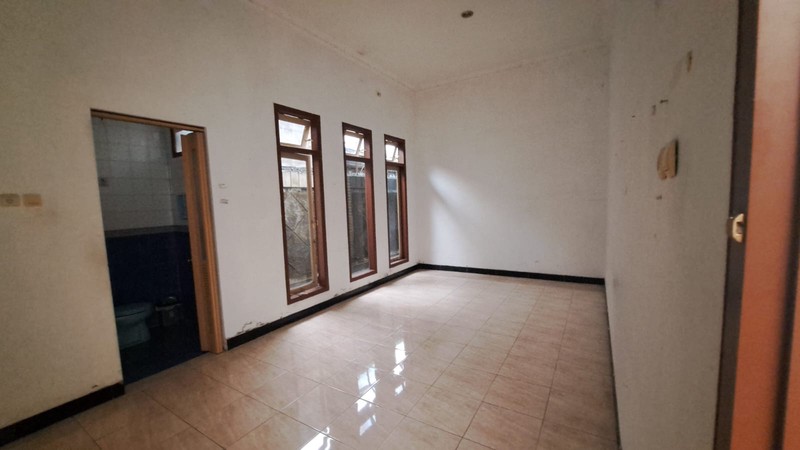  Disewakan Ruang Usaha Strategis di Jl. Kaliurang KM 16 Area Bisnis Berkembang, Pakembinangun, Pakem, Sleman