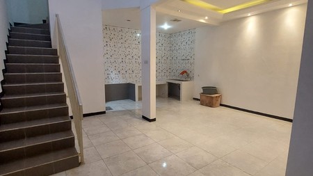 1 673. TURUN HARGA! Rumah Minimalis 2 Lantai - Alam Hijau Citraland