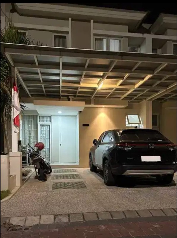 MURAH 2 Milyar-an Dijual Rumah Pakuwon City - Raya Grand Island BONUS Full Furnished Modern - SPESIAL Row Jalan LEBAR 35 meter LUAS - Siap Huni