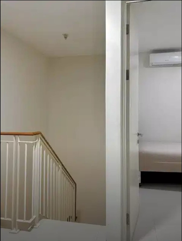 MURAH 2 Milyar-an Dijual Rumah Pakuwon City - Raya Grand Island BONUS Full Furnished Modern - SPESIAL Row Jalan LEBAR 35 meter LUAS - Siap Huni