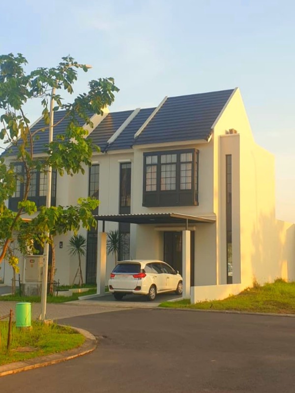 JUAL RUMAH 2 LANTAI CITRALAND DRIYOREJO