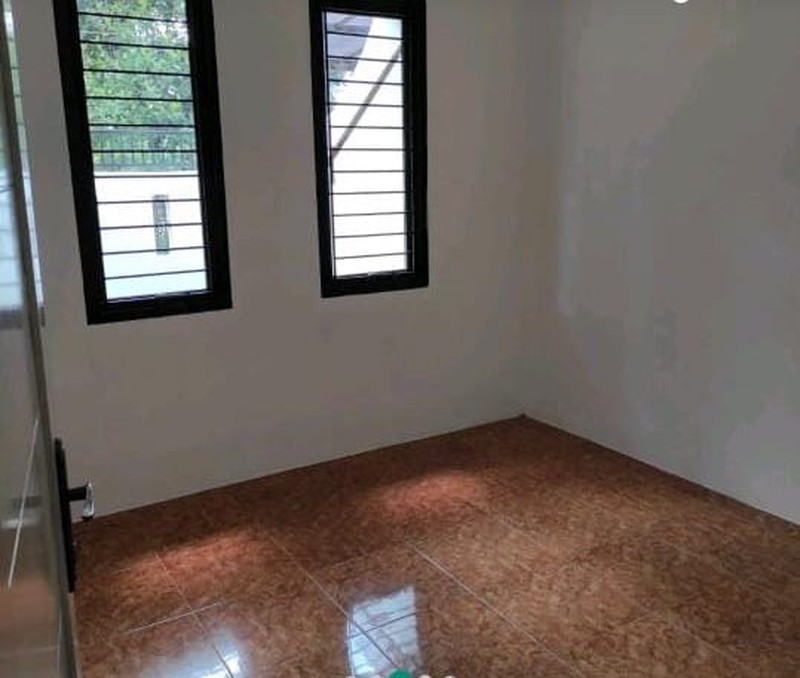 Rumah Siap Huni dengan Hunian Nyaman dan Asri di Ciputat